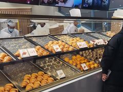 面包甜点陈列柜-月枫堂(长春这有山店)