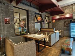 -苹果树下艺术餐厅(宋庄店)