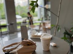 靠窗位-dotcom coffee古点咖啡(致真大厦店)