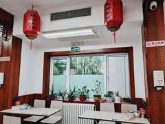 大堂-麻记尚品羊汤秘制烧饼(十字坡街店)