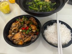 双椒味炭烧牛蛙平锅-蛙来哒(万泰新天地店)