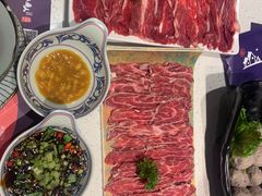 -牛村来人潮汕牛肉火锅(西单店)