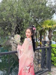 -一揽芳华汉服旗袍体验馆(拙政园店)