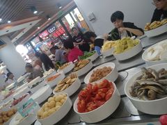 自助取餐区-咕叽咕叽回转自助小火锅(南京商厦店)