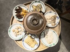 -一坐一忘云南菜(嘉里中心店)