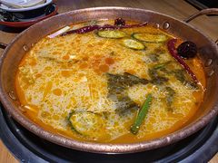 -洱火云南酸菜牛肉火锅(石景山当代商城店)