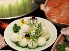 -得意咚瓜·顺德鱼生·冬瓜火锅(深圳首店)