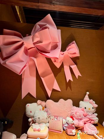 柯桥居然还有hello kitty包厢