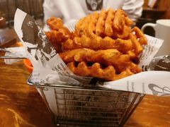 -麦落精酿啤酒餐吧(先农大院店)