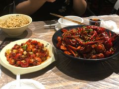 -巴厘龙虾·榜首油焖大虾(音乐学院·沿江酒馆店)