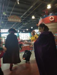 -维佳童话镇演出现场(徐东店)