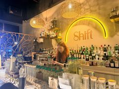 -Shift cocktail bar鸡尾酒吧