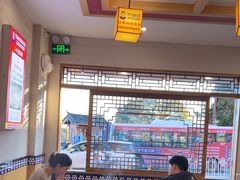 -阿婆情腊排骨火锅(金虹路店)