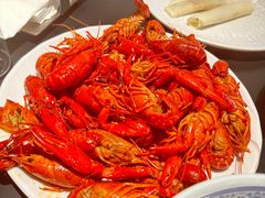 -涨巢·潮玩水疗局