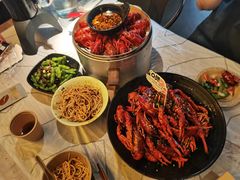 -巴厘龙虾·榜首油焖大虾(音乐学院·沿江酒馆店)