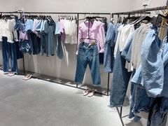 -URBAN REVIVO(七宝领展广场店)