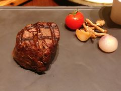 -恰餐厅及酒吧 CHAR Bar & Grill (北京丽都皇冠假日店)