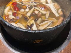 -芸山季·云南山珍菌火锅(人民广场来福士店)