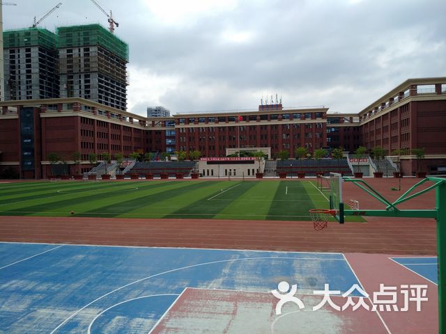 太原市知达常青藤中学校