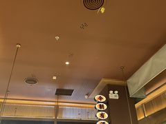 -弄堂里(西溪龙湖天街店)