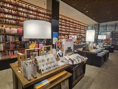-茑屋书店(天目里店)