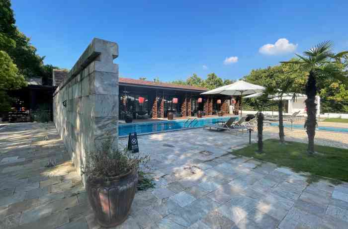 西岸氧吧林舍酒店-"选了林舍带着全家来过大年夜!订的太晚了.