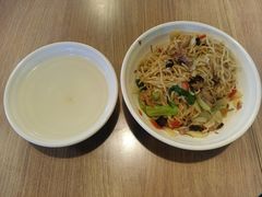 岐山臊子干拌面-白起肉夹馍
