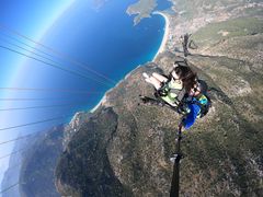 -费特希耶滑翔伞