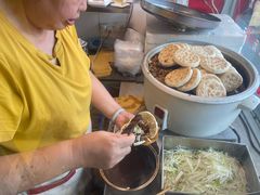 -烤鸭肉夹馍鸭汤店