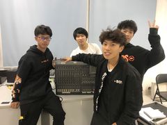 -中加枫华国际学校