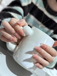 -瞧·享轻奢美甲美睫