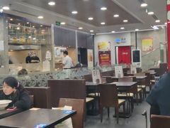 大堂-康师傅私房牛肉面(北京南站店)
