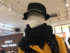 -枫叶小镇奥特莱斯