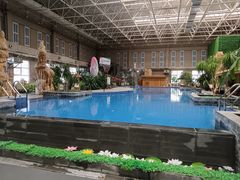 -兴芮温泉度假区