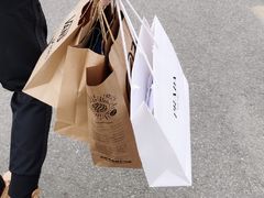 -王府井奥莱临潼小镇(临潼店)