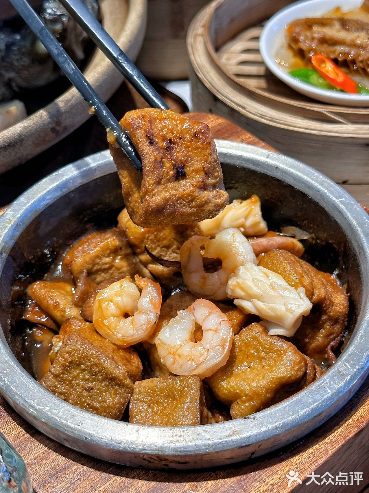 听我的，越隐蔽的馆子越好吃越便宜！