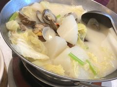 -万龙洲海鲜(大兴绿地缤纷城店)