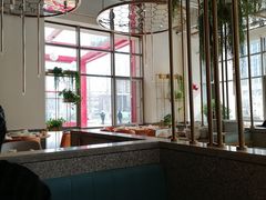 -红樱桃·欢乐餐厅(太原里店)