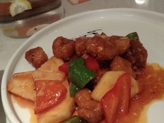 菠萝咕咾虾球-避风塘·老港味餐厅(虹口龙之梦店)