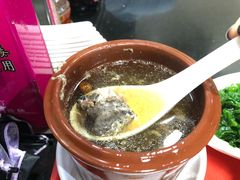 花旗参炖乌鸡-华辉拉肠(龙口东店)