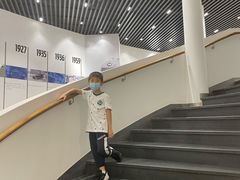 -杭州中沃沃尔沃4S店(滨江区店)