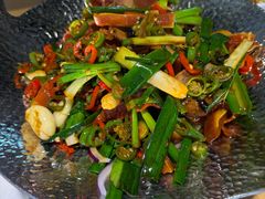 -关东小磨东北菜(上海长风大悦城店)