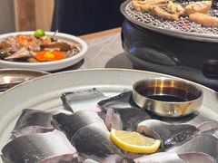 -草家酱蟹炭火烤肉店(珲春南路一店)