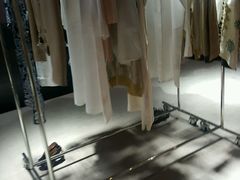 -Acne Studios(芮欧百货店)