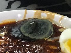 松花皮蛋-何老二卤汁凉粉