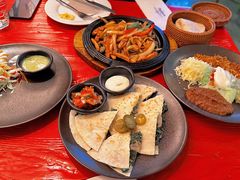 -Pistolera Mexican Cantina女枪手墨西哥餐厅(碧云路店)