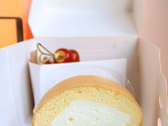 乳酪云朵卷-卷们·现制生日蛋糕·蓝风车动物奶油(金源店)