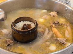 -朴小妹人参鸡汤火锅(长白山万达店)