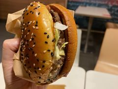 意式黑醋烧烤风味安格斯厚牛堡-麦当劳(天骄店)