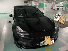 -TESLA 特斯拉(上海太古汇体验店)